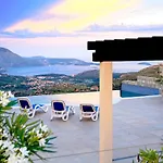 וילה Luxury Olive With Pool And Jacuzzi Near Dubrovnik