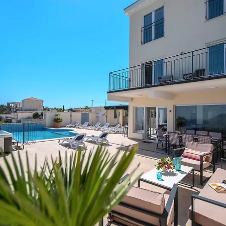 Luxury Olive With Pool And Jacuzzi Near Dubrovnik Вилла