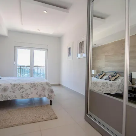 Вилла Luxury Olive With Pool And Jacuzzi Near Dubrovnik Ivanica