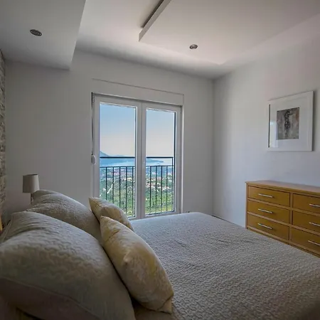 Вилла Luxury Olive With Pool And Jacuzzi Near Dubrovnik Ivanica